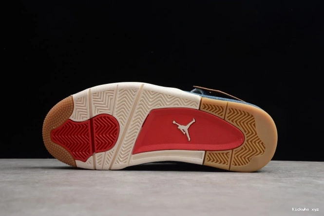 Nike Jordan AO2571-401 Denim x Levi's 4 Air 0529